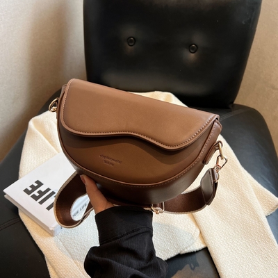 Fashion Premium tas kecil baru satu bahu bawah lengan retro semua-dalam-satu tas sadel