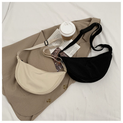 Tas Crossbody Nylon Tas Crossbody Wanita 2024 NEW DUMPLING Ringan Baju Baju Baju Baju