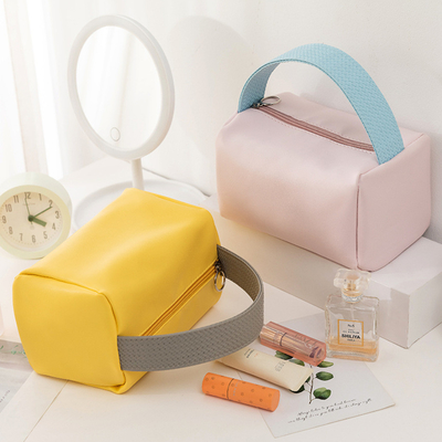 BAG MAKEUP PORTABLE BARU KAPASITAS besar CANDY COLOR BAG TOILETRI PORTABLE SUNDRIES ORGANISASI BAG MAKEUP penyimpanan