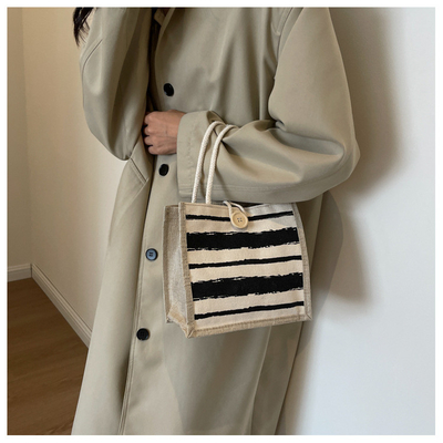 TOTE BAG CANVAS BAG CANVAS GIRL TOTE INS PORTABLE BENTO LUNCH BOX WORK baru dicetak