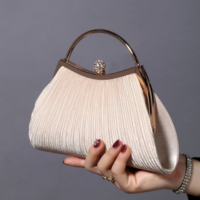Eropa dan Amerika Serikat RETRO SOLID COLOR PELATED HAND RING FASHION LOCK CLOSED DINNER BAG RANGKET BAG