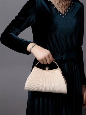 Eropa dan Amerika Serikat RETRO SOLID COLOR PELATED HAND RING FASHION LOCK CLOSED DINNER BAG RANGKET BAG