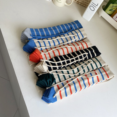 Tas bahu literatur pleated baru tas wanita berlapis musim dingin tas rajutan fashion tas wanita lintas batas