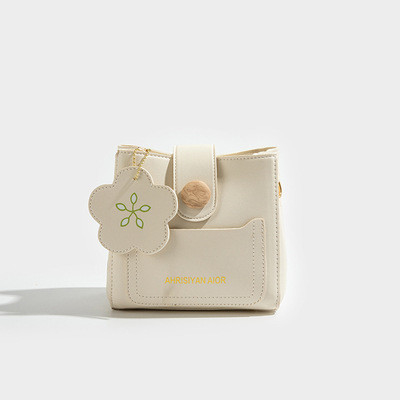 Summer Fresh All-Match Bag Fashion Wanita Trend Canggih Sensasi Desain Niche Crossbody Bucket Bag Populer tahun ini