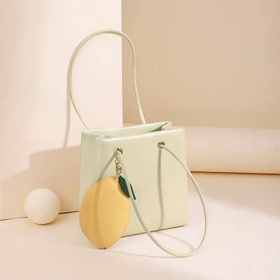 2024 BAG BARU FASHION ONE-SHOULDER Wanita semua ketiak BAG SQUARE kecil NICHE DESIGN SENSE RETRO crossbody BAG Wanita
