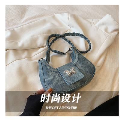 Populer NEW NICHE DESIGN BAG FEMALE TREND FOREIGN STYLE KERUPAK BAG PEMANGAT PEMANGAT PEMANGAT