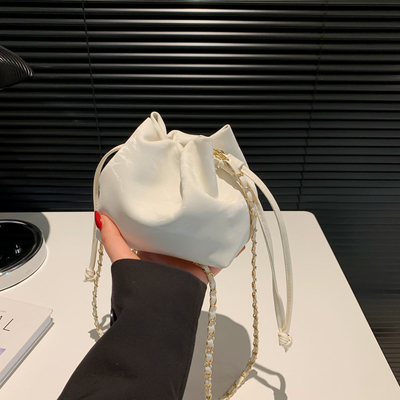 2024 NEW FASHION NICHE DESIGN Spring/SUMMER crossbody bag Senior SENSE dilumasi tas ember