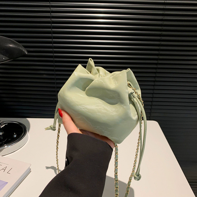 2024 NEW FASHION NICHE DESIGN Spring/SUMMER crossbody bag Senior SENSE dilumasi tas ember