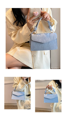 Tas Tangan Berkualitas Tinggi Wanita Tren Baru Mode NICHE Desain Hand Bill of Loading Bahu Tas Semua Tekstur Tas Crossbody