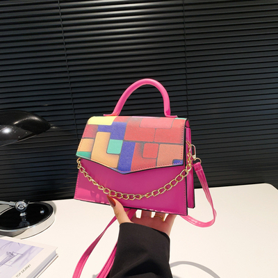 2024 Musim semi/musim panas mode baru tekstur yang cocok warna crossbody tas bahu tas tangan tahun ini