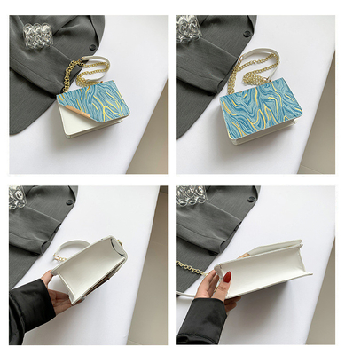Tas wanita mode baru tas persegi kecil grosir ceruk sederhana retro quicksand semua bahu tunggal crossbody cha