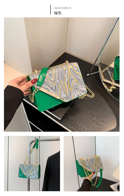 Tas wanita mode baru tas persegi kecil grosir ceruk sederhana retro quicksand semua bahu tunggal crossbody cha
