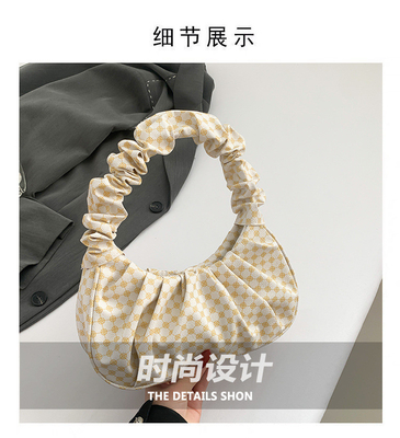 Tas Wanita TREND NEW TREND INS TREND Tas Bahu Semua-dalam-Satu Fashion Musim semi dan musim panas Tas Lipat Awan