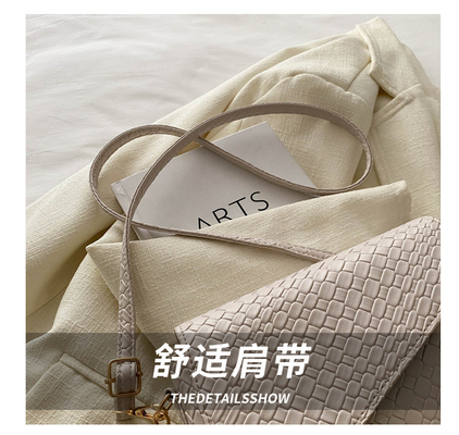 High Sense Fashion Saddle Populer Musim semi/musim panas Tas kecil yang dipintal Tas sederhana All-in-One Tas crossbody
