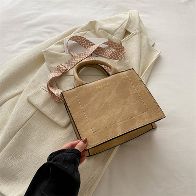 VINTAGE CHIC TEXTURED LETTER TOTE BAG tas wanita 2024 NEW besar kapasitas fashion tas tangan lebar tali tas bahu