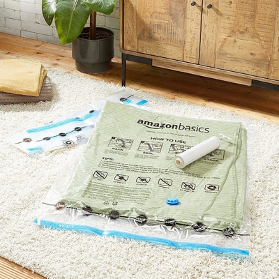 Amazon Basics Kompresi vakum Zipper Kantong penyimpanan Dengan Pompa Tangan, Medium, 5-Pack, Putih, Sky Blue