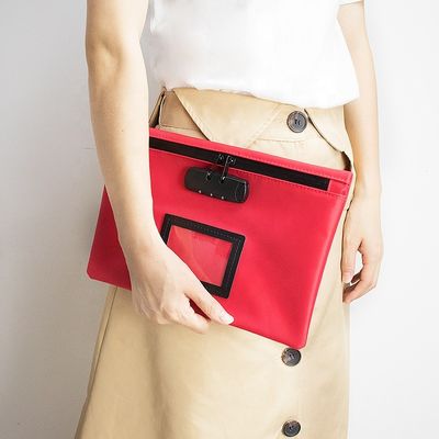 Tas Bank Ritsleting Warna Pantone
