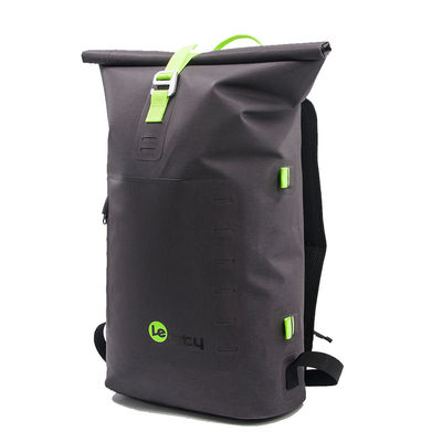 Hiking 10L Stylish Waterproof Backpack Bag Ringan PVC Tarpaulin Waterproof Backpack Bag Untuk Hiking Water Sport Bag Populer Roll Top Surfing Dry Bag Rucksack Backpack